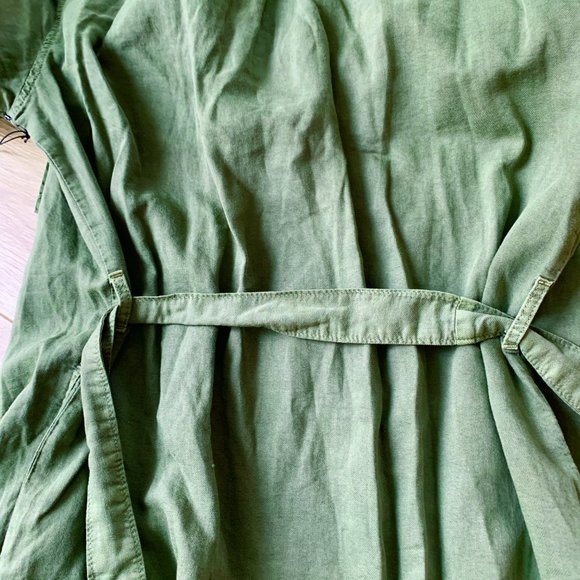 New with tags Bella Dahl - Flap Pocket Herb Green Dress - Size M - Made in USA - Picture 9 of 10